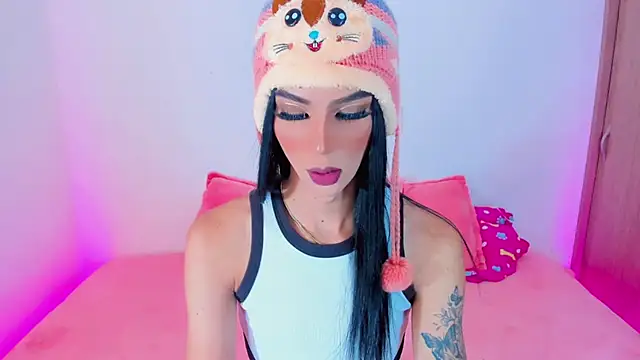 Ashley Reminton online show from 03.15.25