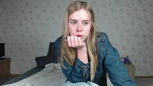 sofiaa here online show from 05.21.26