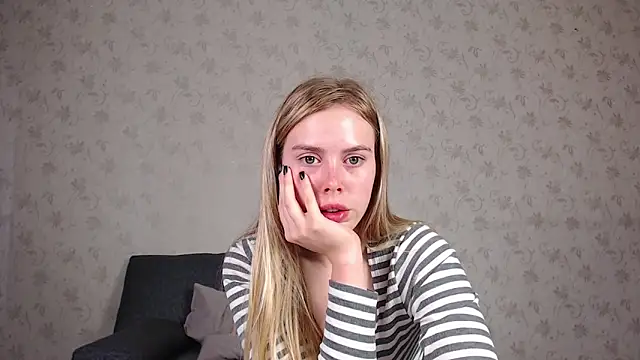 sofiaa here online show from 05.26.26