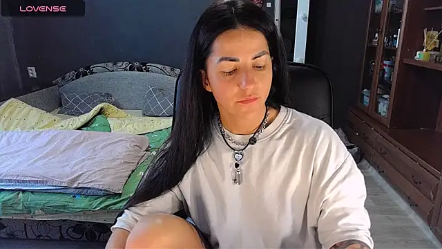 Aria Dl online show from 04.15.26