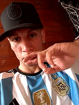 FlacoDani online show from 11.27.25