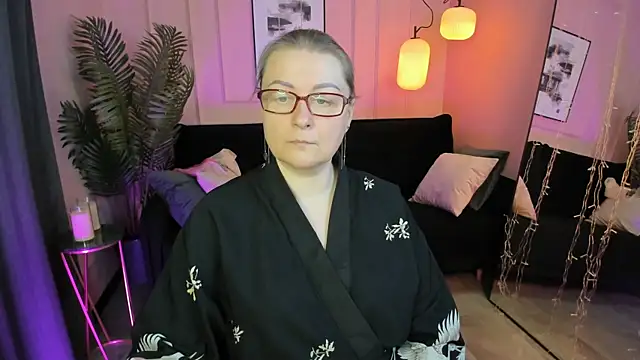 AlexandraKind online show from 02.07.26