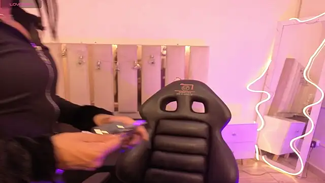 Snapshot of Andy_tay1 chatting on 09.26.25 Andy tay1 online show from 09.26.25