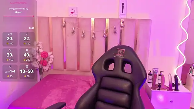 Snapshot of Andy_tay1 chatting on 10.07.25 Andy tay1 online show from 10.07.25