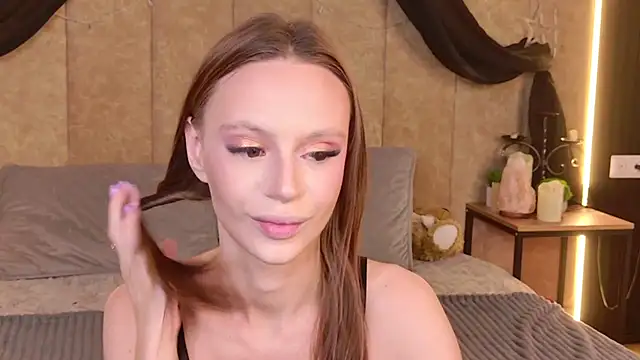 RebeccaMartons online show from 07.09.26