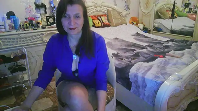 Debra Phoenix online show from 07.06.26
