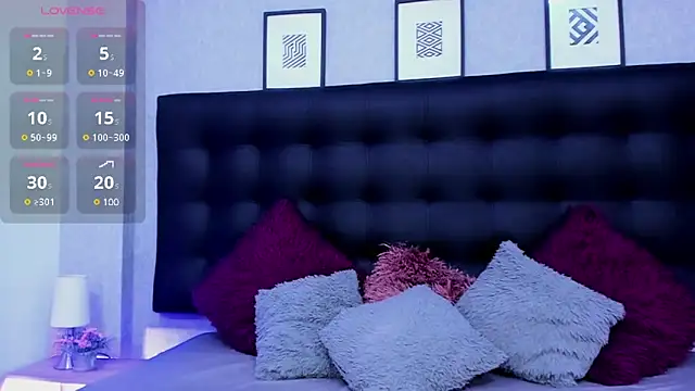 Snapshot of MeleekXXX_ chatting on 03.21.25 MeleekXXX online show from 03.21.25