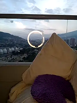 Snapshot of gabyfoxster chatting on 12.13.24 gabyfoxster online show from 12.13.24