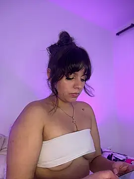 Snapshot of gabyfoxster chatting on 02.26.25 gabyfoxster online show from 02.26.25