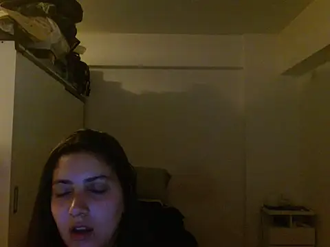 Snapshot of xBubblyBarbiexx chatting on 10.08.25 xBubblyBarbiexx online show from 10.08.25