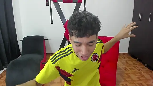 Harry LatinBoy online show from 01.12.25