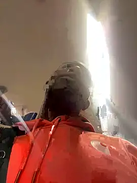 Snapshot of Bignc chatting on 09.22.25 Bignc online show from 09.22.25