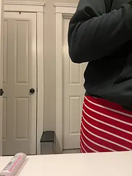 Snapshot of Bignc chatting on 10.11.25 Bignc online show from 10.11.25