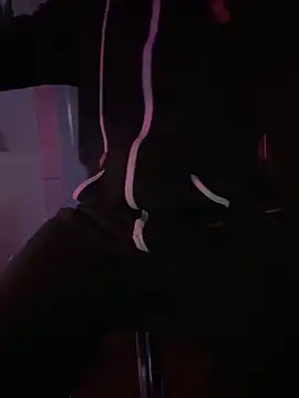 Snapshot of Bignc chatting on 10.28.25 Bignc online show from 10.28.25