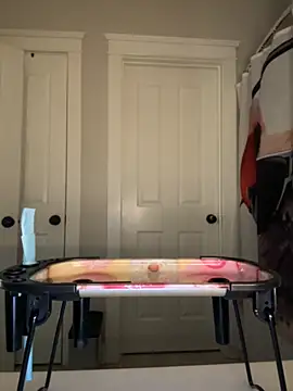 Snapshot of Bignc chatting on 10.29.25 Bignc online show from 10.29.25