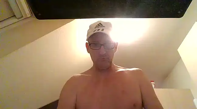 Snapshot of nacktchiller1076 chatting on 12.04.24 nacktchiller1076 online show from 12.04.24