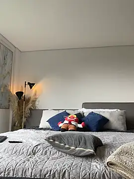 DimitriSullivan  online show from 02.17.26