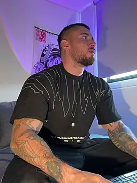 DimitriSullivan  online show from 05.08.26