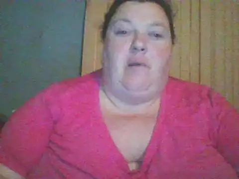 Snapshot of Honeybee2025 chatting on 12.23.24 Honeybee2025 online show from 12.23.24