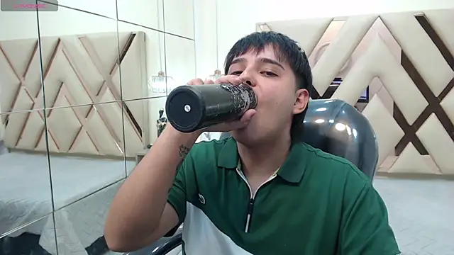 AndrewPherson online show from 01.12.25