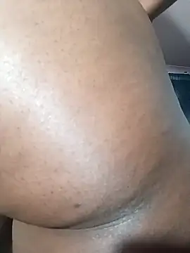 Snapshot of Wildblack22 chatting on 01.08.25 Wildblack22 online show from 01.08.25