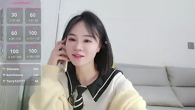 Snapshot of Koi-m- chatting on 02.17.25 Koi-m- online show from 02.17.25