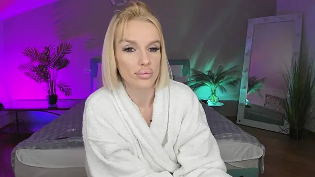 Lana kitty   online show from 07.23.26