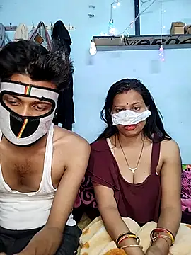 Snapshot of riyagupta5 chatting on 11.11.25 riyagupta5 online show from 11.11.25