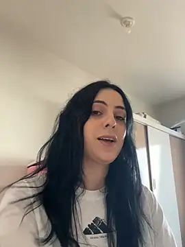 Morguisssz online show from 02.25.26