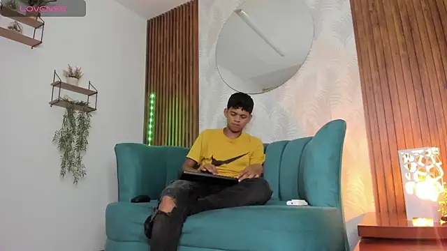 Snapshot of Jeffry_wolvess chatting on 01.26.25 Jeffry wolvess online show from 01.26.25