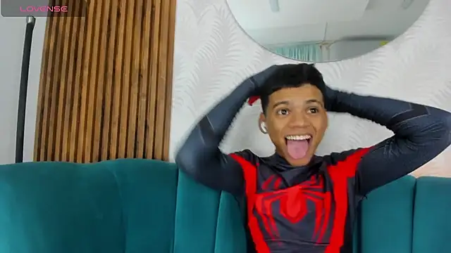 Snapshot of Jeffry_wolvess chatting on 03.03.25 Jeffry wolvess online show from 03.03.25