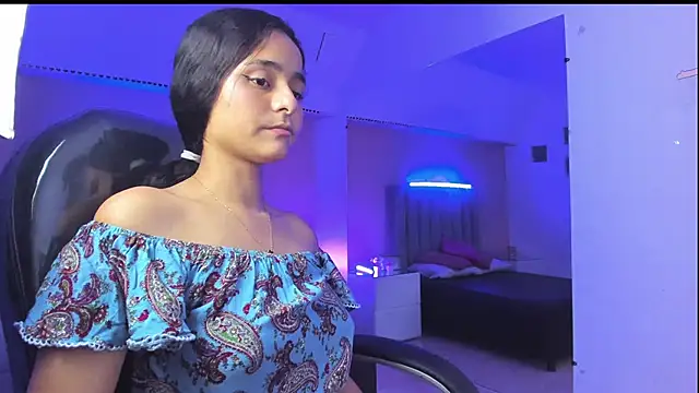 Giselle Roldan online show from 05.24.26