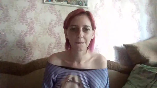 Snapshot of Ketti_mom chatting on 06.29.26 Ketti mom online show from 06.29.26