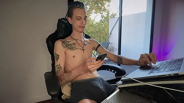 Den BlueXx online show from 02.20.26