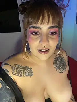 Snapshot of name_less_lulu chatting on 02.01.26 name less lulu online show from 02.01.26