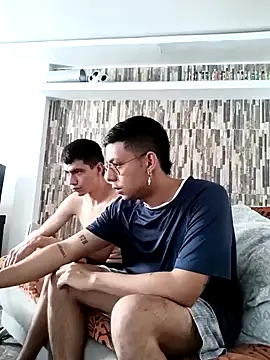 Snapshot of Nymphobuddies chatting on 01.14.25 Nymphobuddies online show from 01.14.25