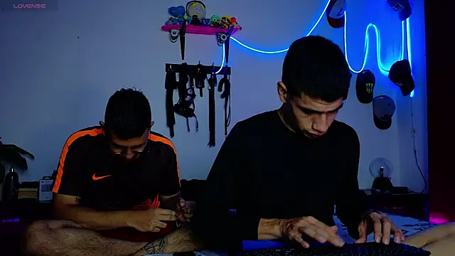 Snapshot of Nymphobuddies chatting on 02.11.25 Nymphobuddies online show from 02.11.25