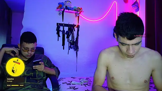 Snapshot of Nymphobuddies chatting on 03.15.25 Nymphobuddies online show from 03.15.25