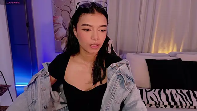 AnabelWolf online show from 06.06.26