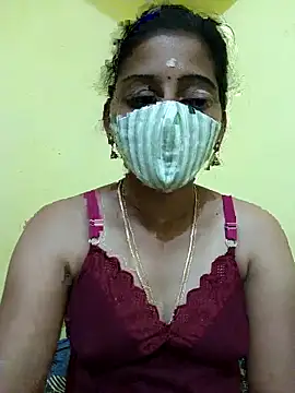 Snapshot of Tamil_Shalini_Lustyy chatting on 02.17.25 Tamil Shalini Lustyy online show from 02.17.25