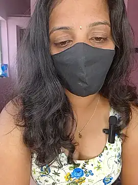 Snapshot of Tamil_Shalini_Lustyy chatting on 10.08.25 Tamil Shalini Lustyy online show from 10.08.25