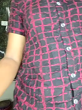 Snapshot of Tamil_Shalini_Lustyy chatting on 11.14.25 Tamil Shalini Lustyy online show from 11.14.25