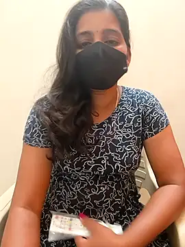 Snapshot of Tamil_Shalini_Lustyy chatting on 12.21.25 Tamil Shalini Lustyy online show from 12.21.25