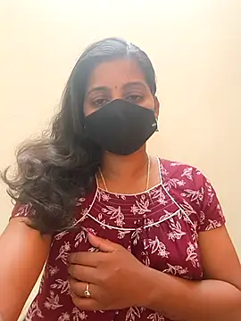 Snapshot of Tamil_Shalini_Lustyy chatting on 01.08.26 Tamil Shalini Lustyy online show from 01.08.26