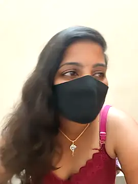 Snapshot of Tamil_Shalini_Lustyy chatting on 01.13.26 Tamil Shalini Lustyy online show from 01.13.26