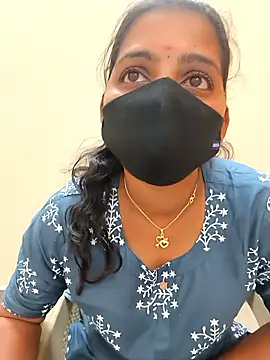 Snapshot of Tamil_Shalini_Lustyy chatting on 01.15.26 Tamil Shalini Lustyy online show from 01.15.26