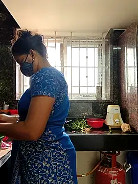 Snapshot of Tamil_Shalini_Lustyy chatting on 02.28.26 Tamil Shalini Lustyy online show from 02.28.26