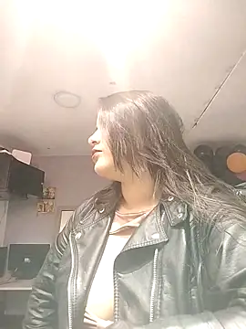 Snapshot of Victoria_Ponce1 chatting on 03.21.25 Victoria Ponce1 online show from 03.21.25