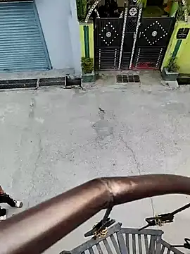 Snapshot of shale26 chatting on 03.12.25 shale26 online show from 03.12.25