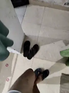 Snapshot of shale26 chatting on 03.15.25 shale26 online show from 03.15.25